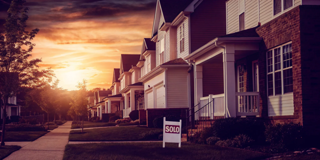 A house with a sold sign after the seller successfully avoided closing costs.