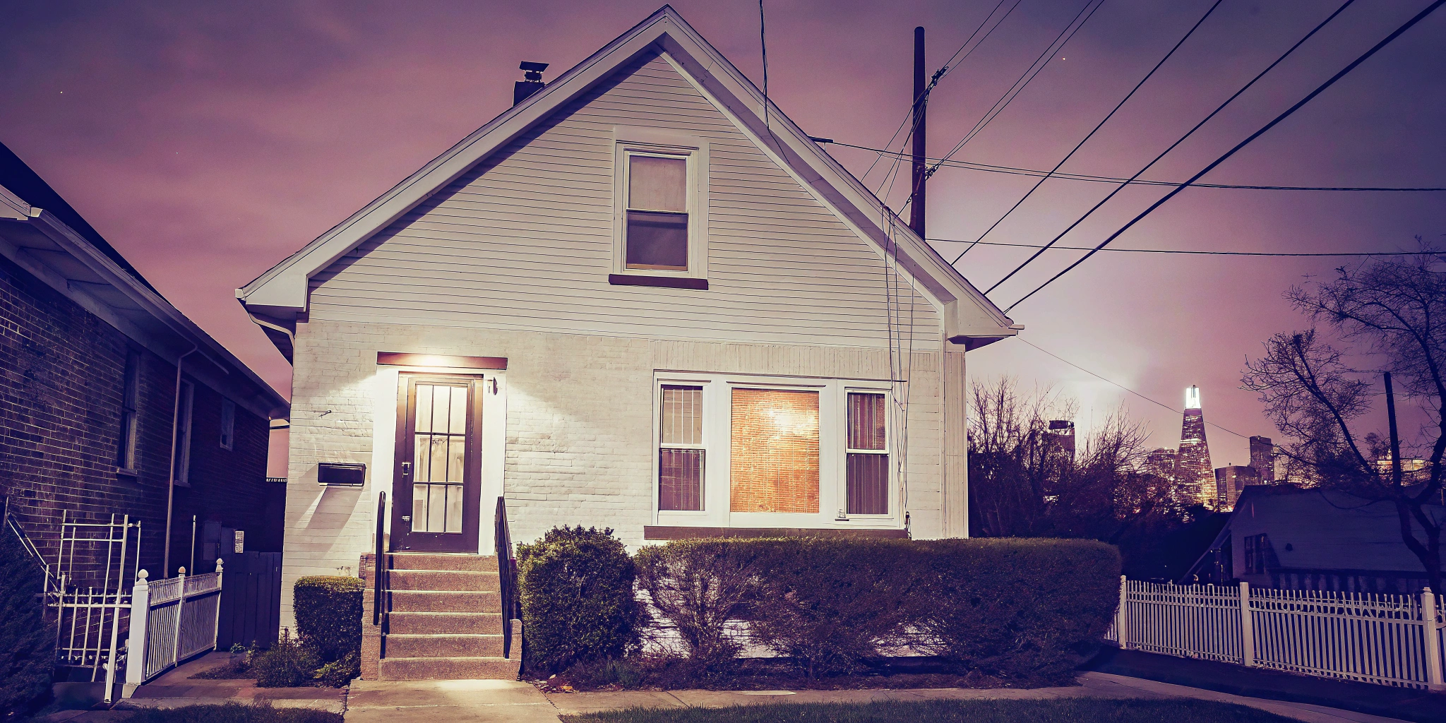 A single-family Chicago home ready for a fast sale to cash buyers.