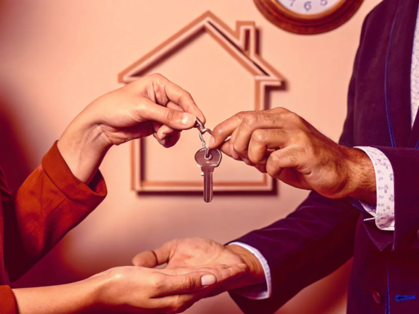 A quick closing home sale in Chicago with keys being exchanged.